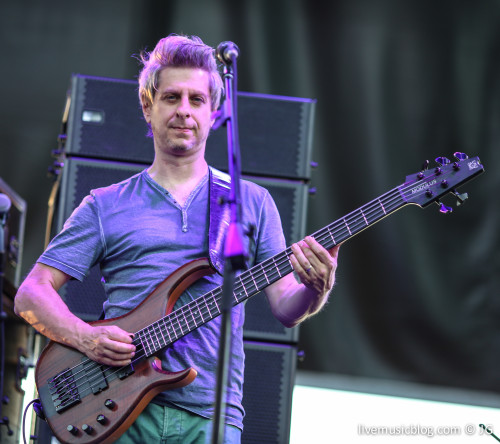 Mike Gordon of Phish @ The Gorge Amphitheatre - 7/26/13 | Photo by Jimmy Grotting / LIVE MUSIC BLOG